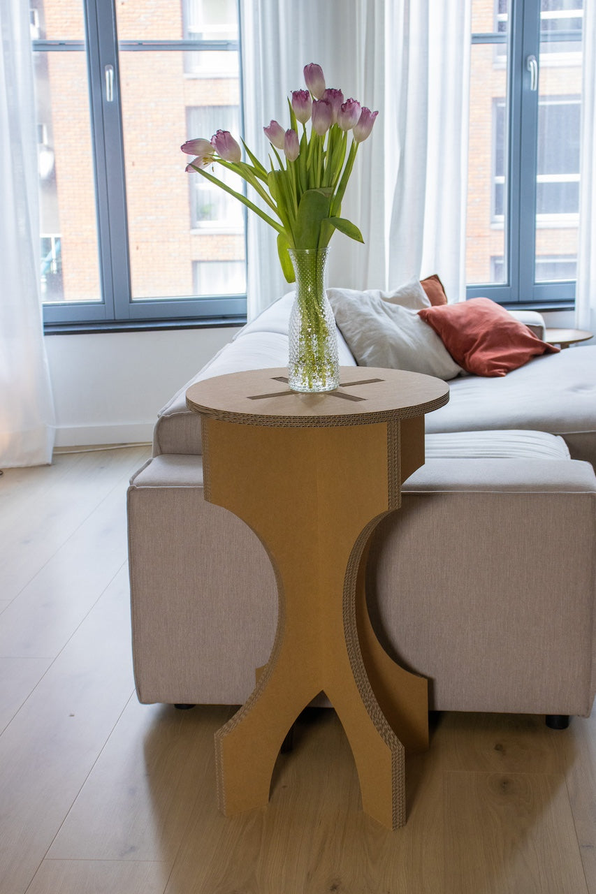 Beistelltisch aus Karton