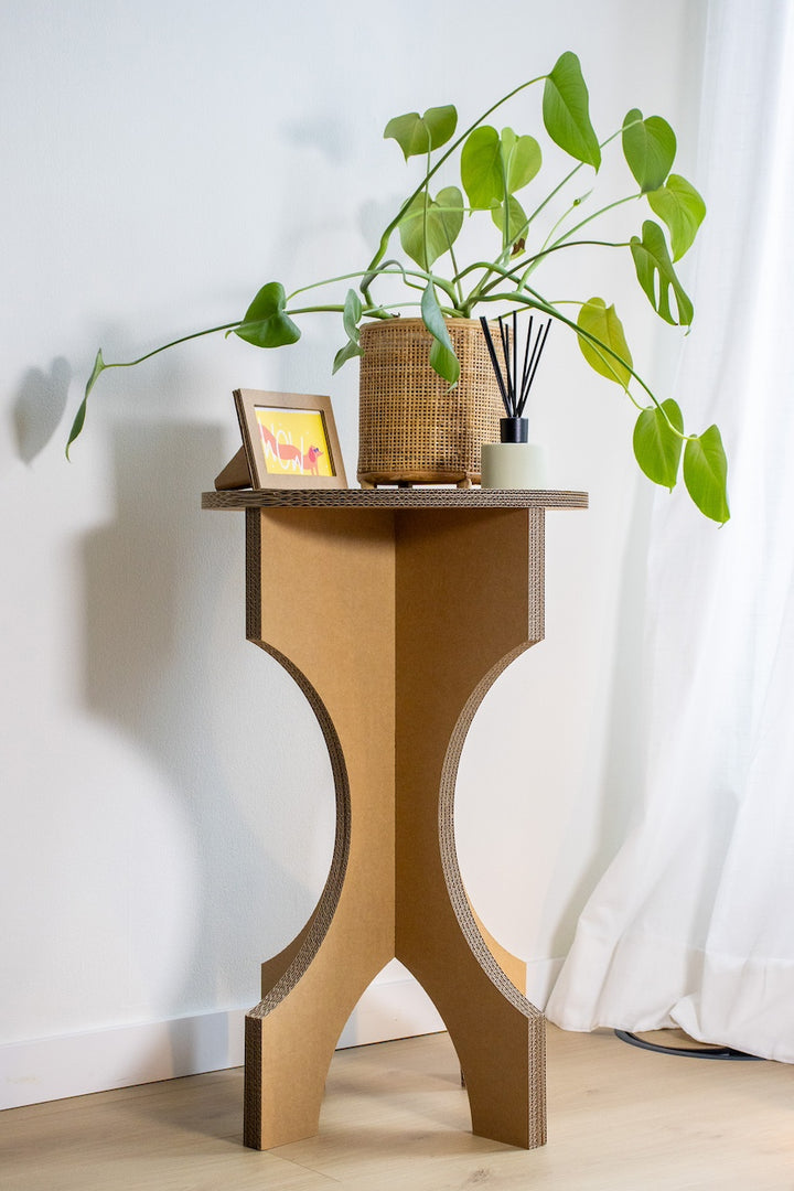 Beistelltisch aus Karton