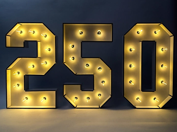 Kartonnen licht letters