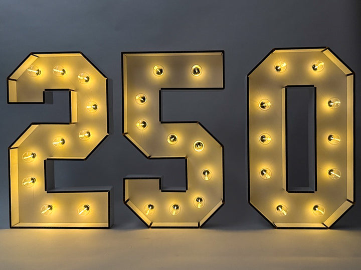 Kartonnen licht letters