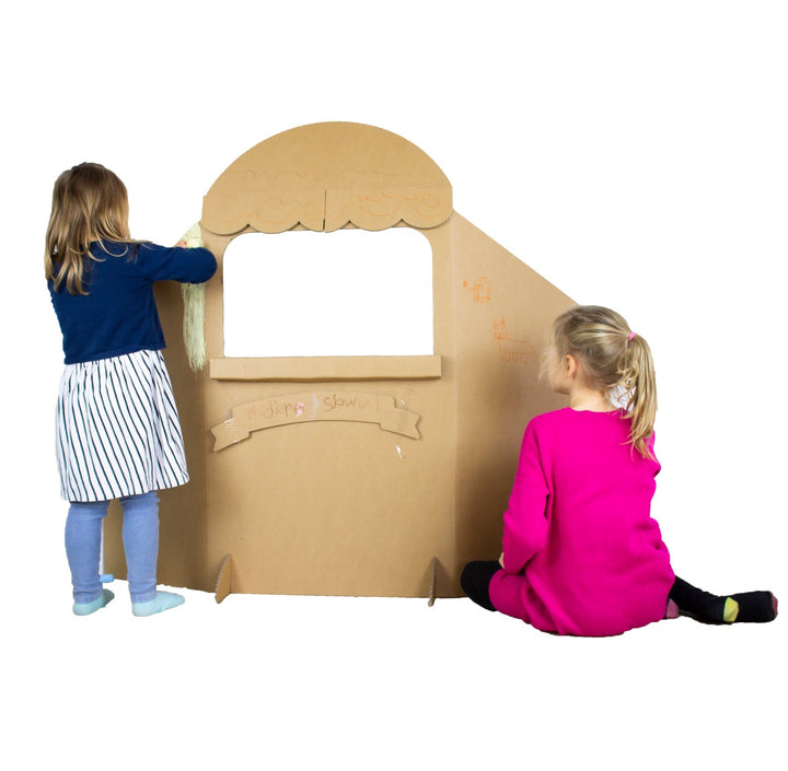 Puppentheater aus Pappe