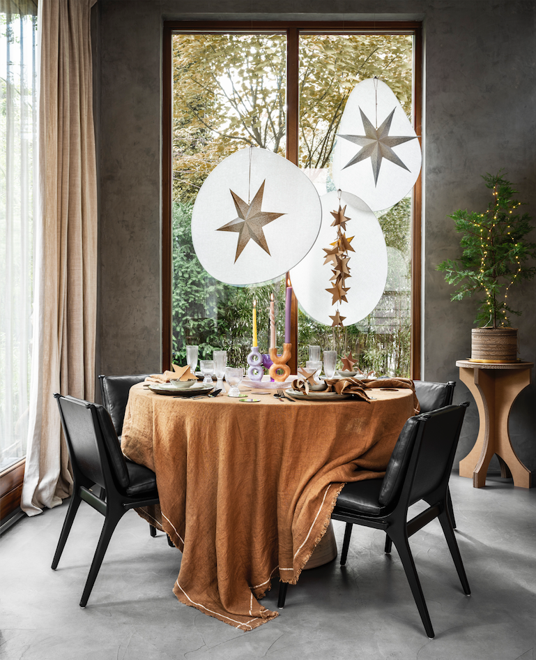 Beistelltisch aus Karton