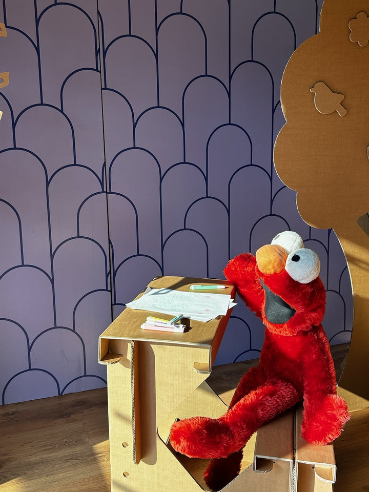 Zeichenbrett aus Karton