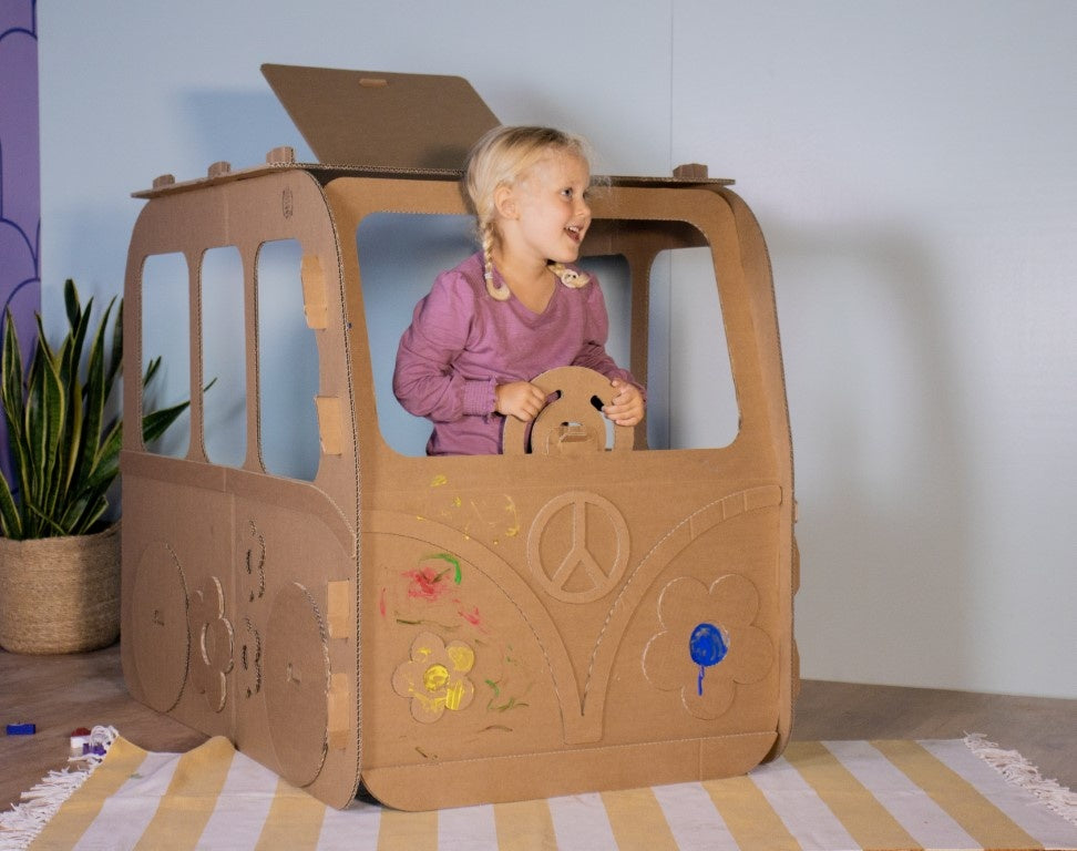 Wohnmobil aus Karton