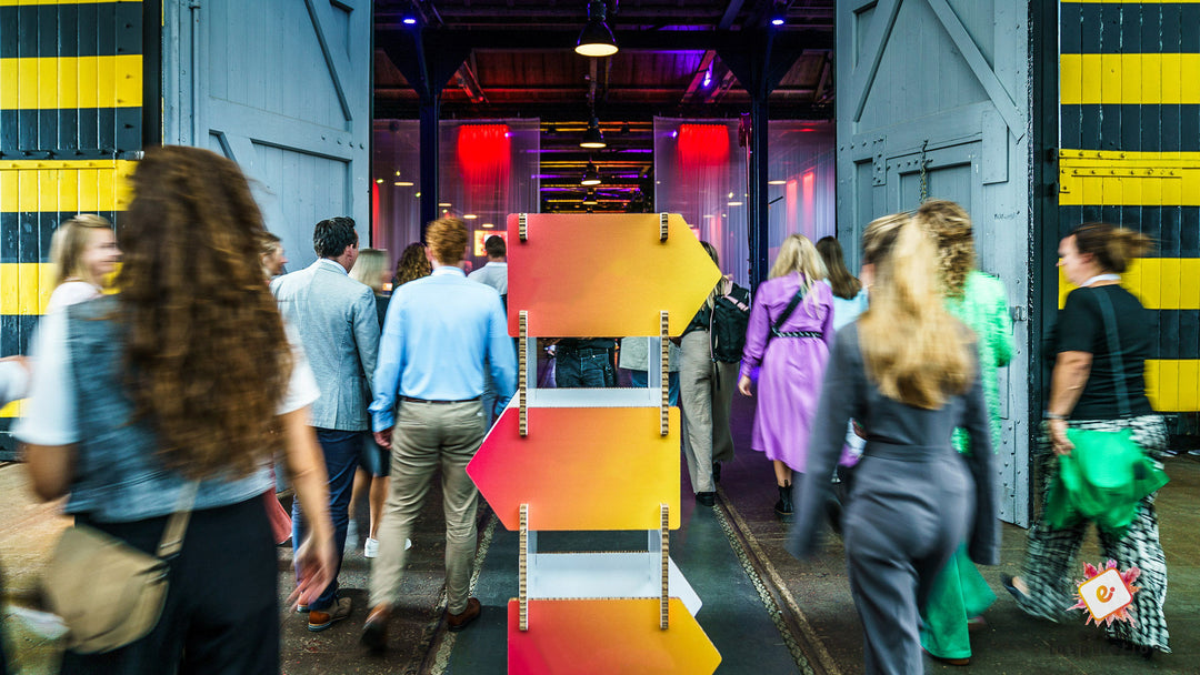 Kartonnen display wegwijzer