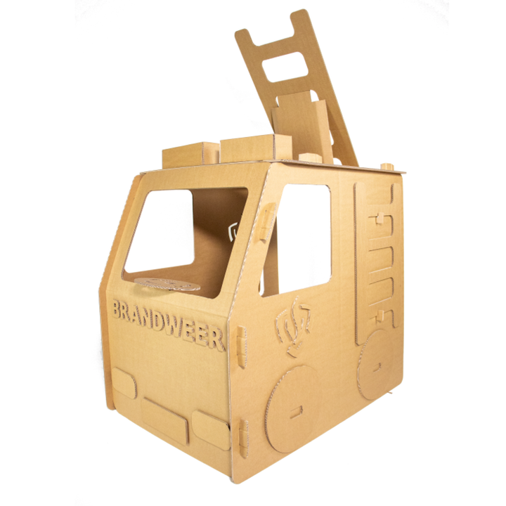 Feuerwehrauto aus Pappe
