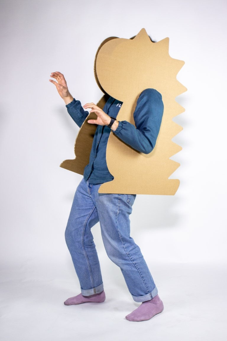 Dinosaurier-Kostüm aus Pappe