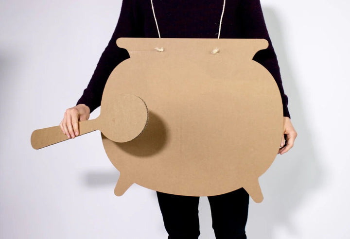 Hexenkessel aus Pappe - Kostüm