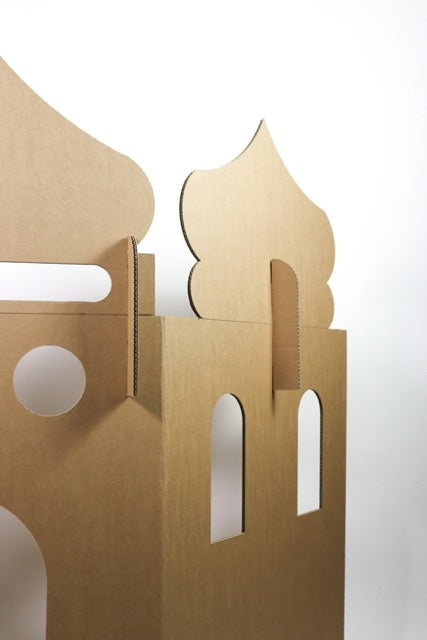 Arabische Spielwand aus Pappe