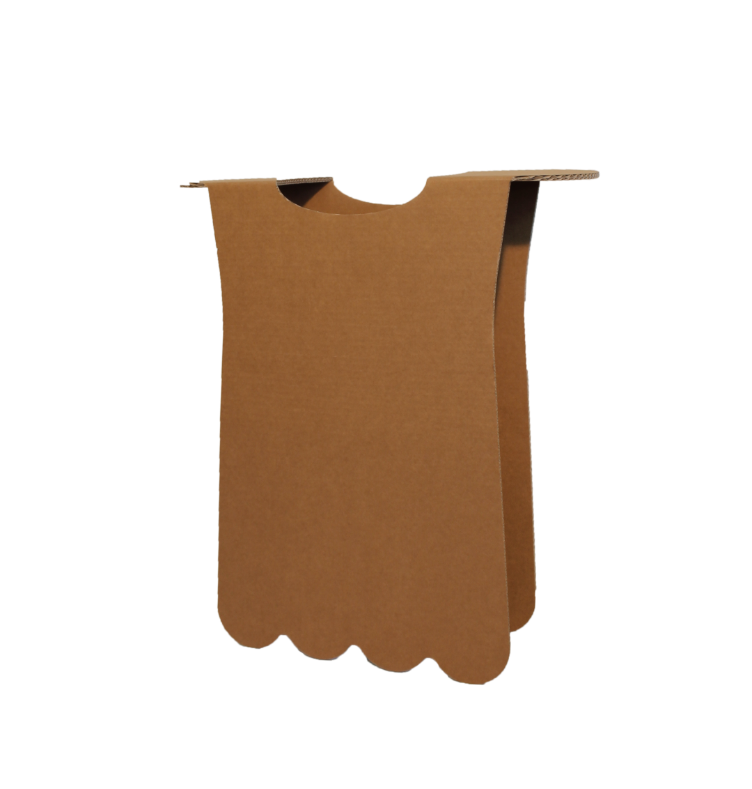 Ritterkostüm aus Pappe