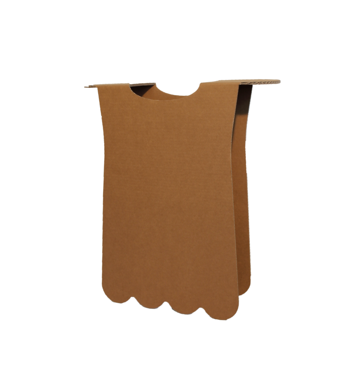 Ritterkostüm aus Pappe
