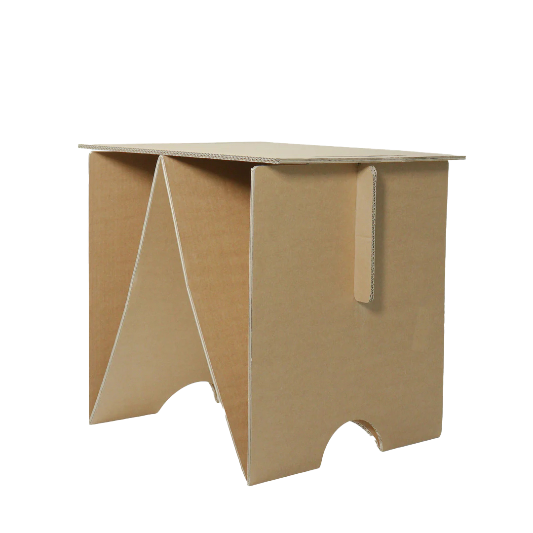 Klappbarer Beistelltisch aus Karton