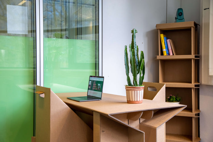 Kartonnen pop-up tafel