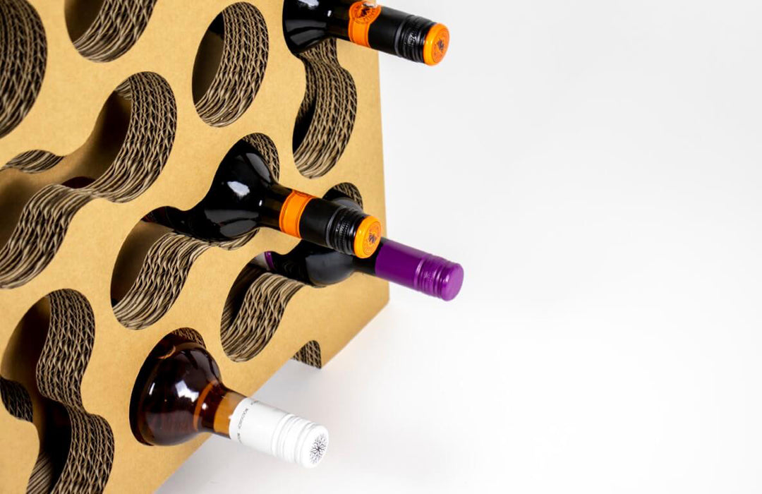 Weinregal aus Wellpappe