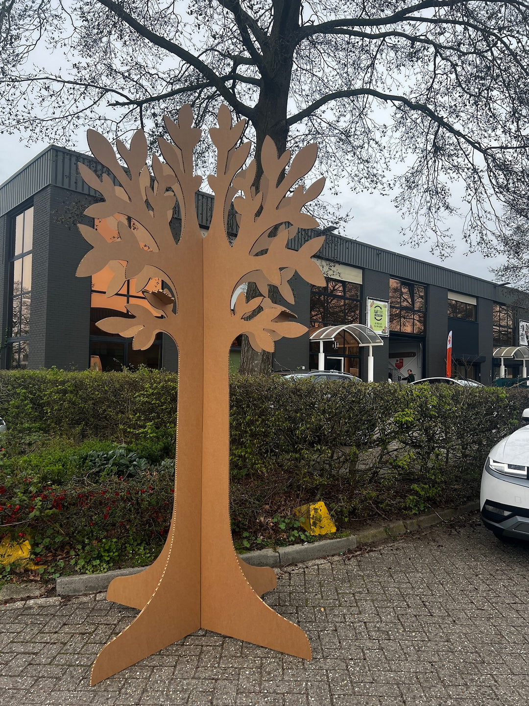 Cardboard xl tree 295 cm