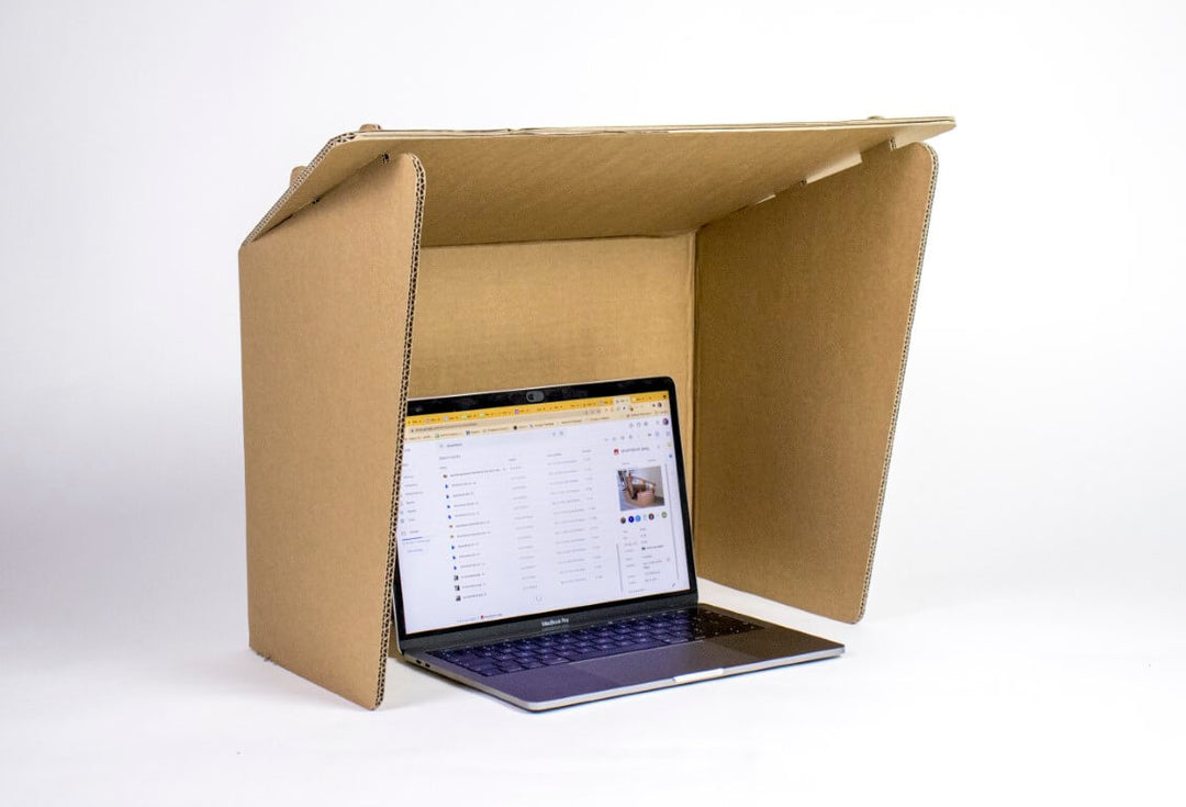 Kartonnen laptop zonnescherm