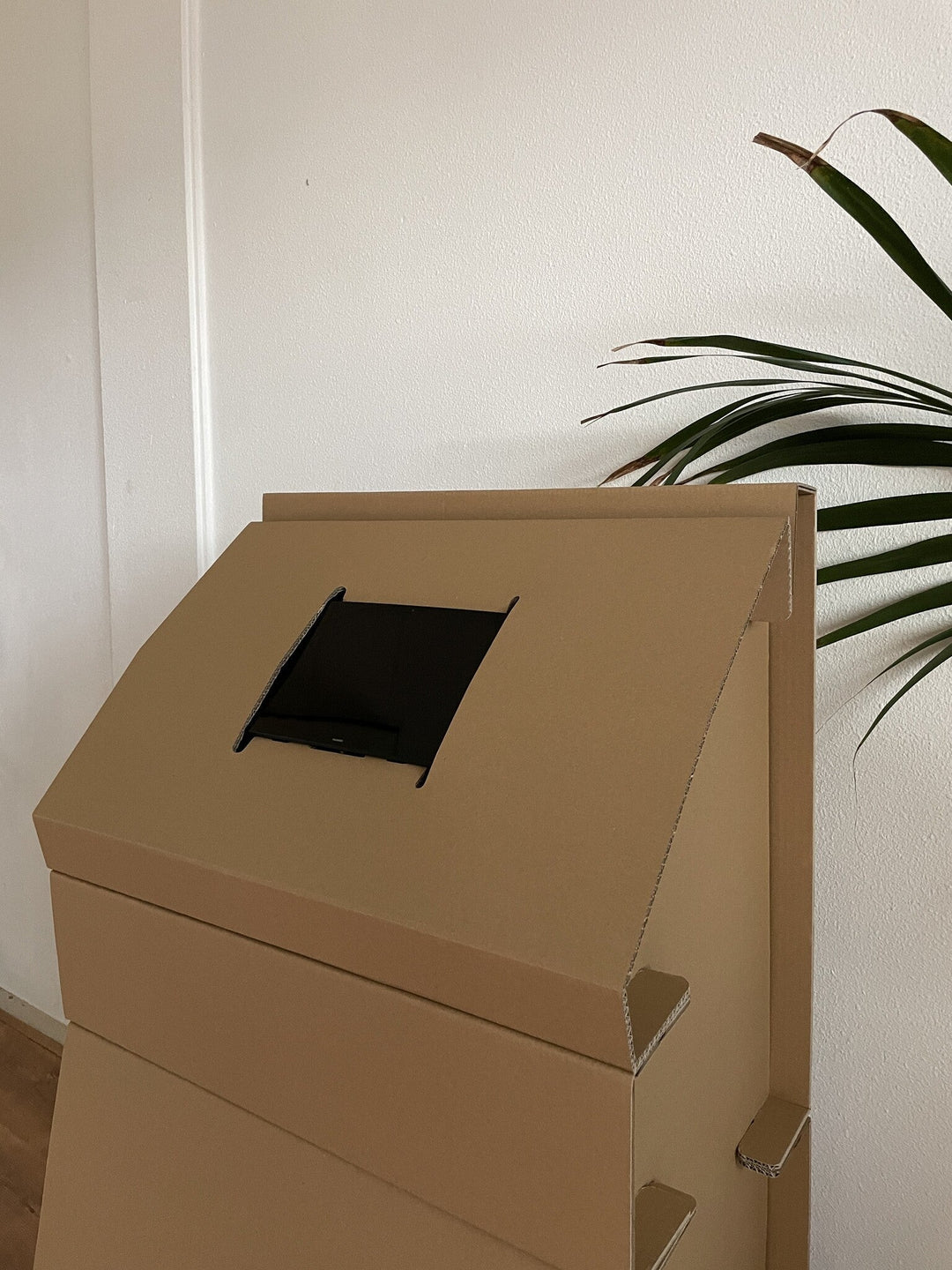 Kartonnnen tablet houders voor VoxCollector