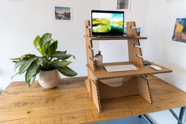 Ode aan de thuiswerker: werk slim met kartonnen creaties!