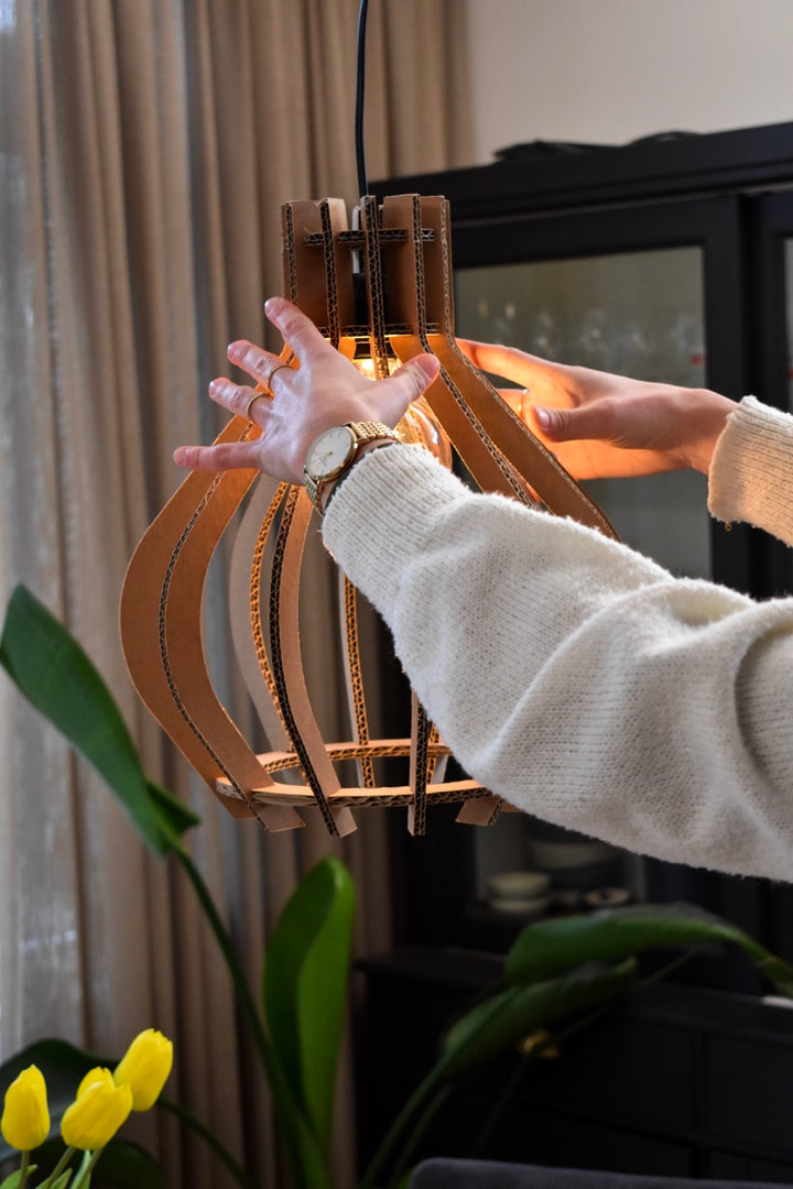 Kartonnen hardenberg lamp