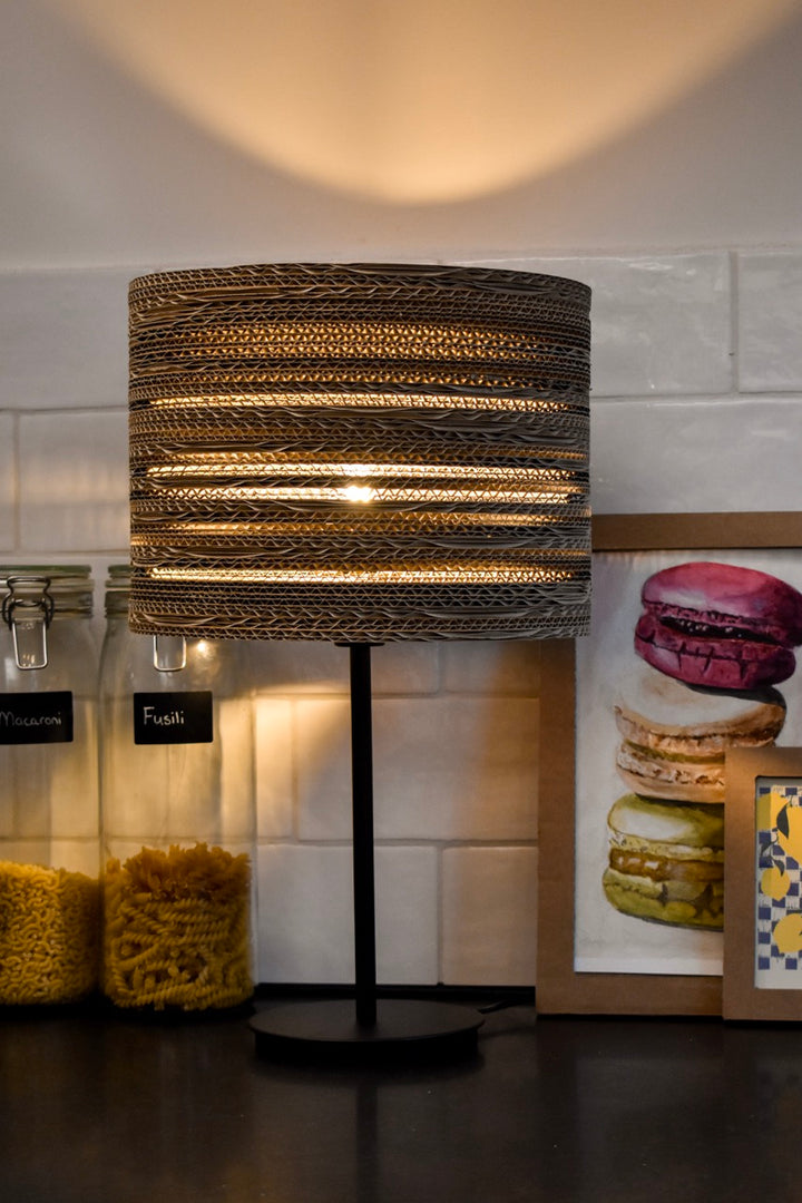 Kartonnen interlaken lamp