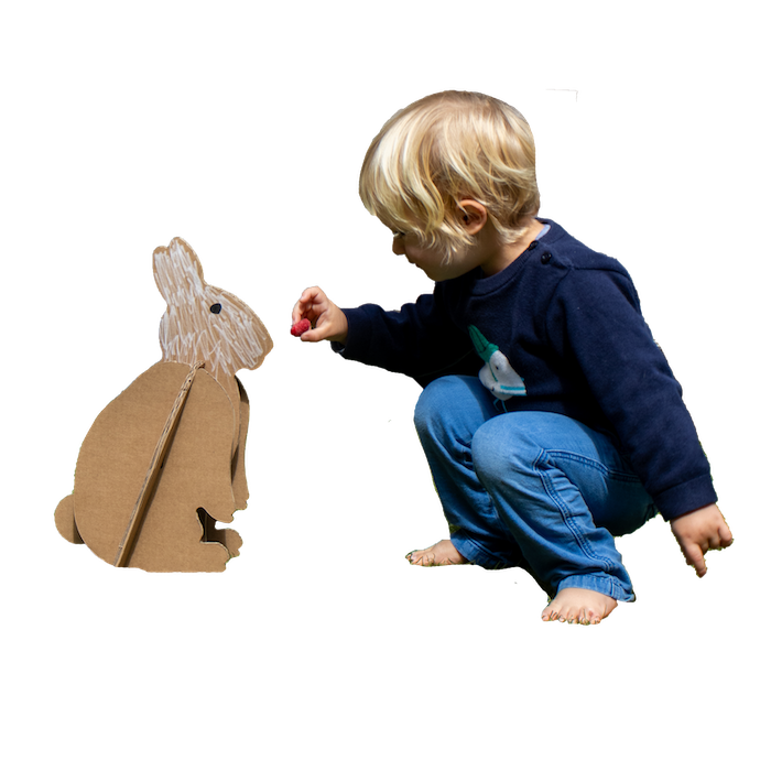 Hase aus Pappe