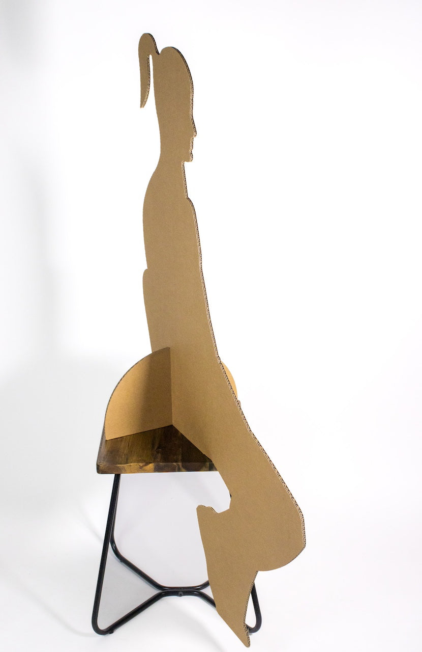Kartonnen levensgroot figuur - zittend