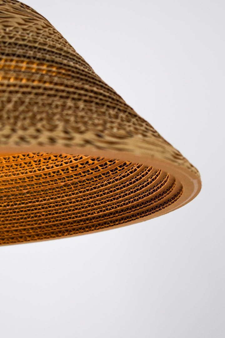 Kartonnen liempde lamp