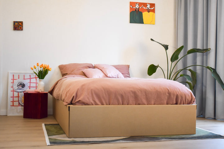 Kartonnen bedframe
