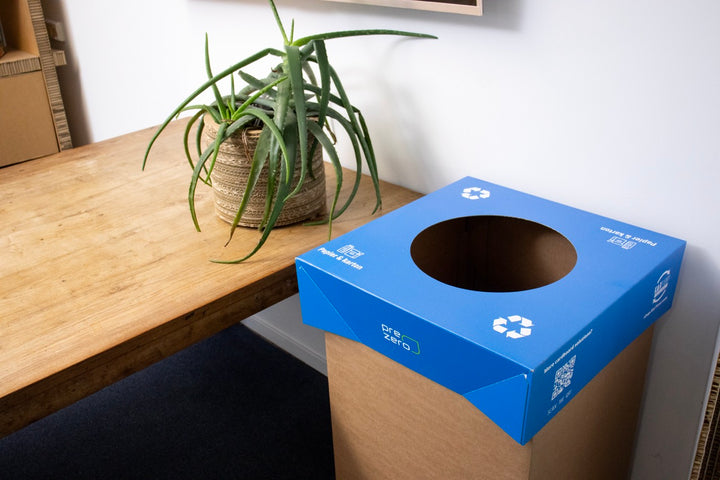 Cardboard box (240l)