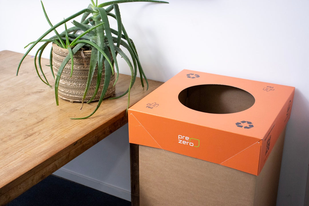 Cardboard box (240l)