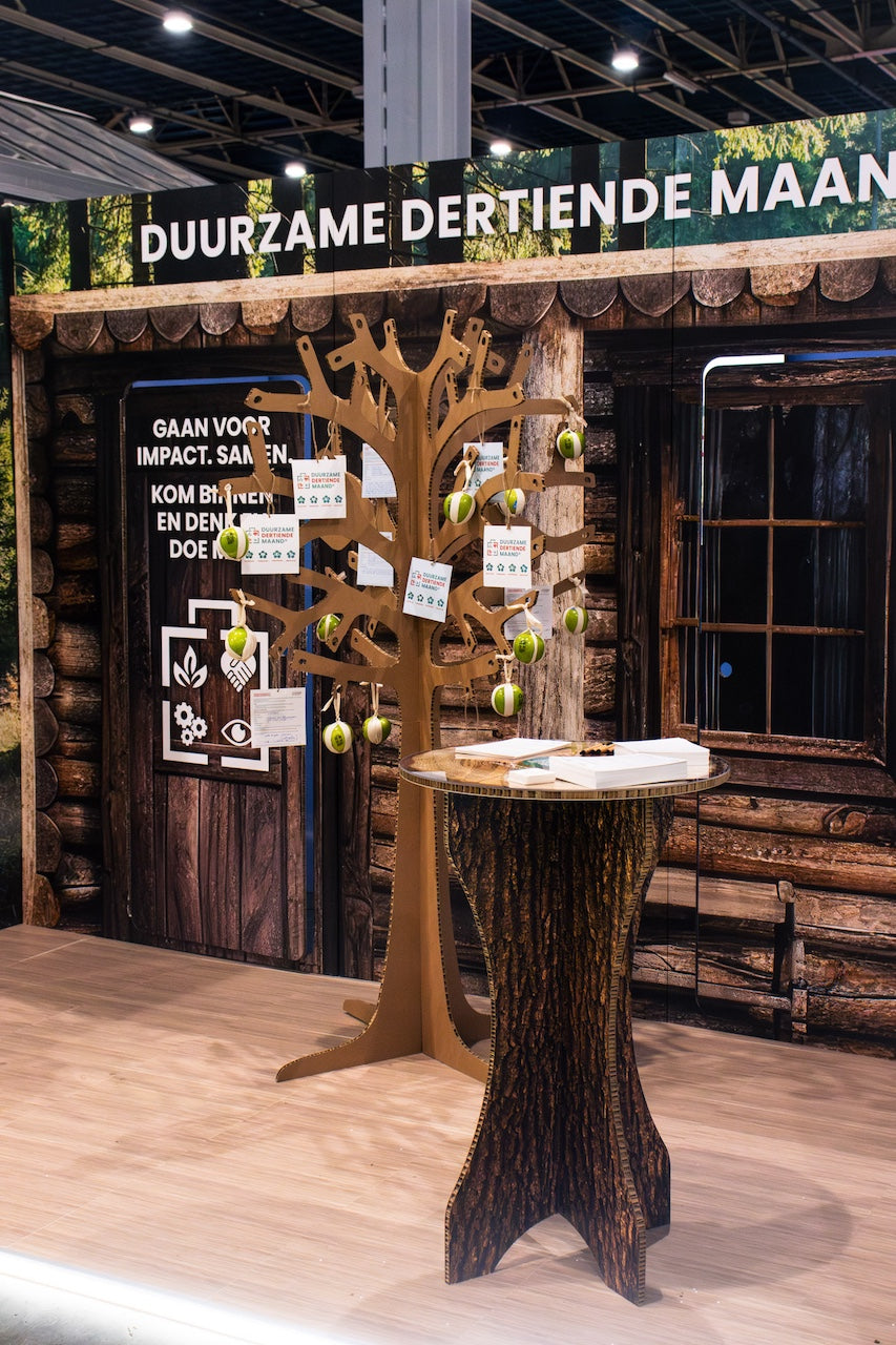 Cardboard tree with branches 200 cm