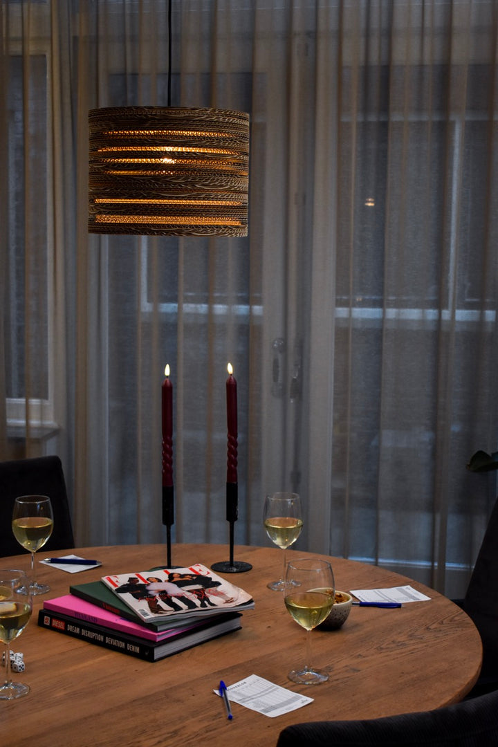 Kartonnen tolmin lamp