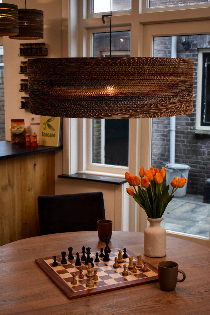 Kartonnen tolmin lamp