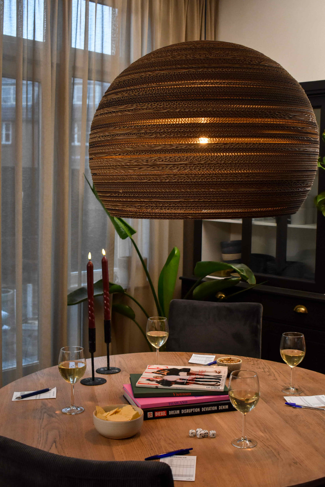 Zernez-Lampe aus Karton