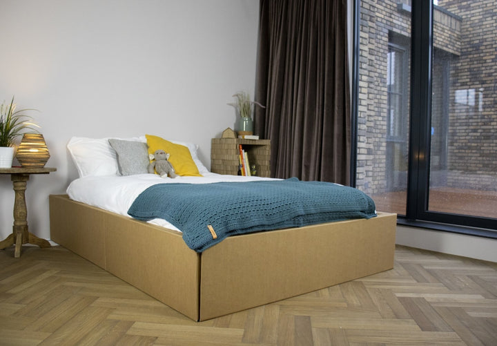 Kartonnen bedframe