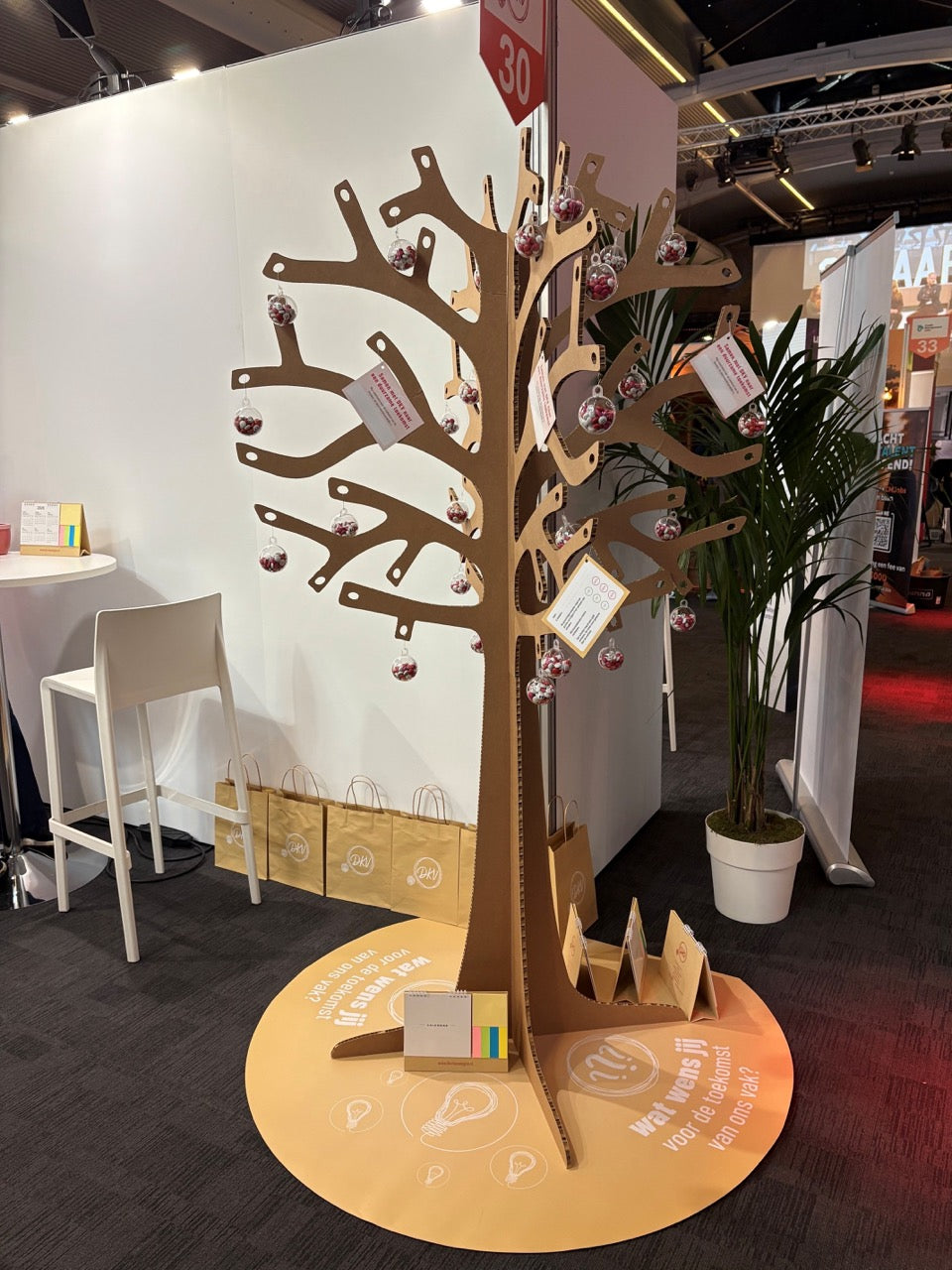 Kartonnen boom met takken 200 cm