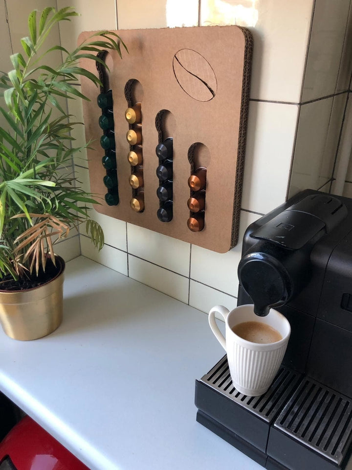 Kaffeetassenhalter aus Pappe