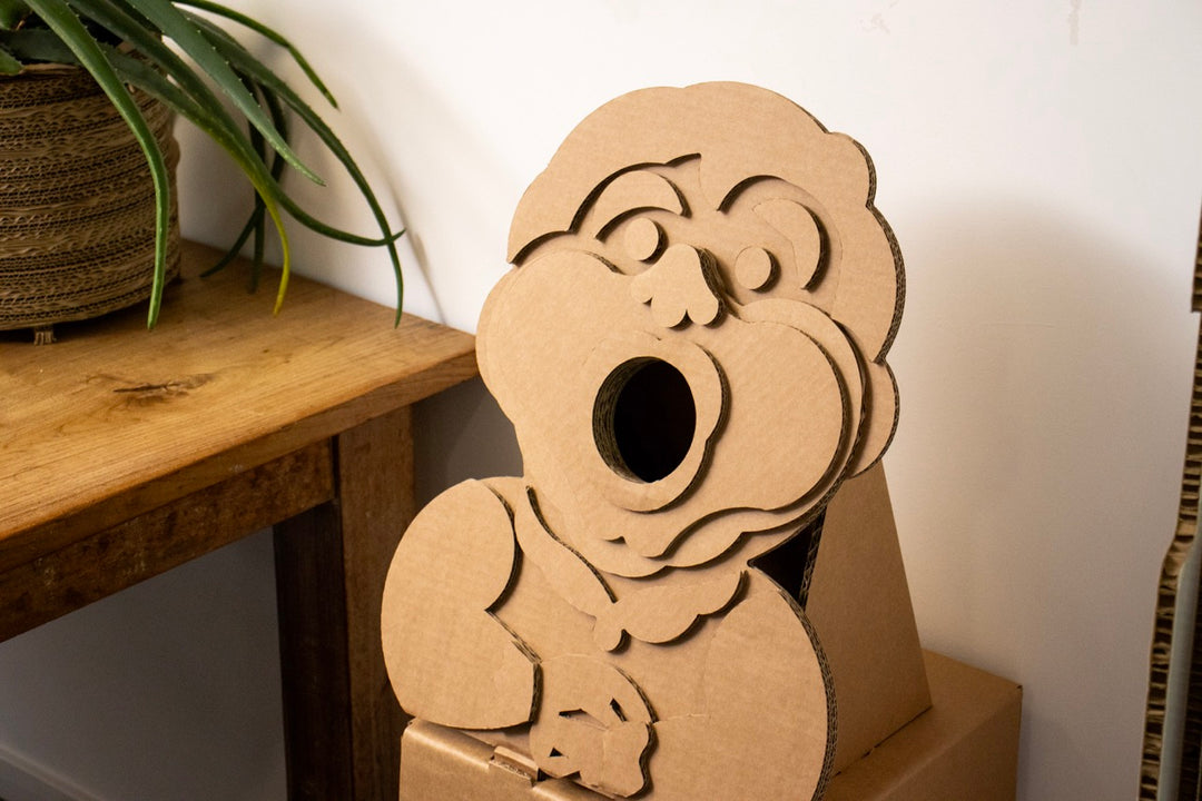 Cardboard Karbin with figure
