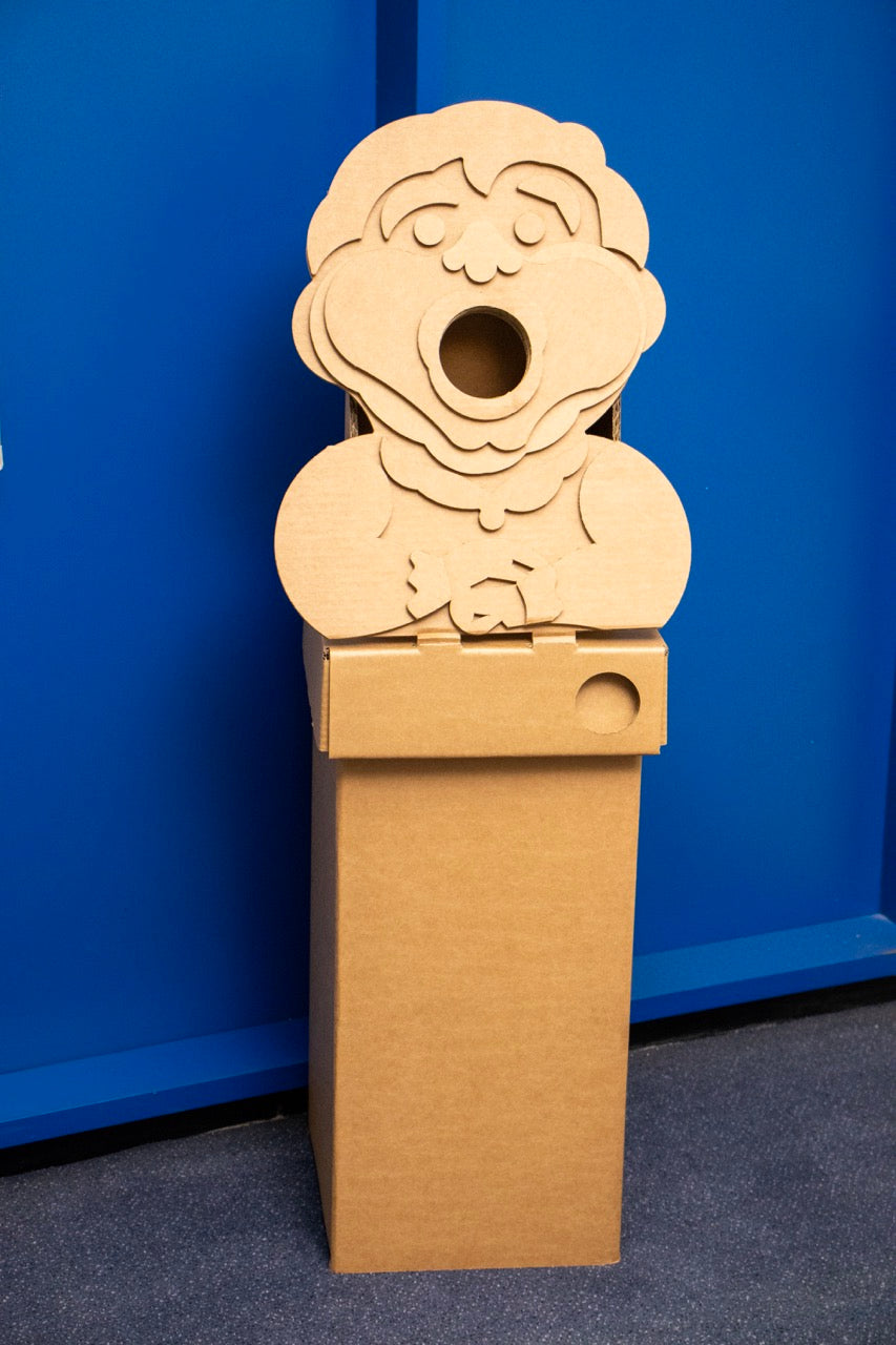 Cardboard Karbin with figure
