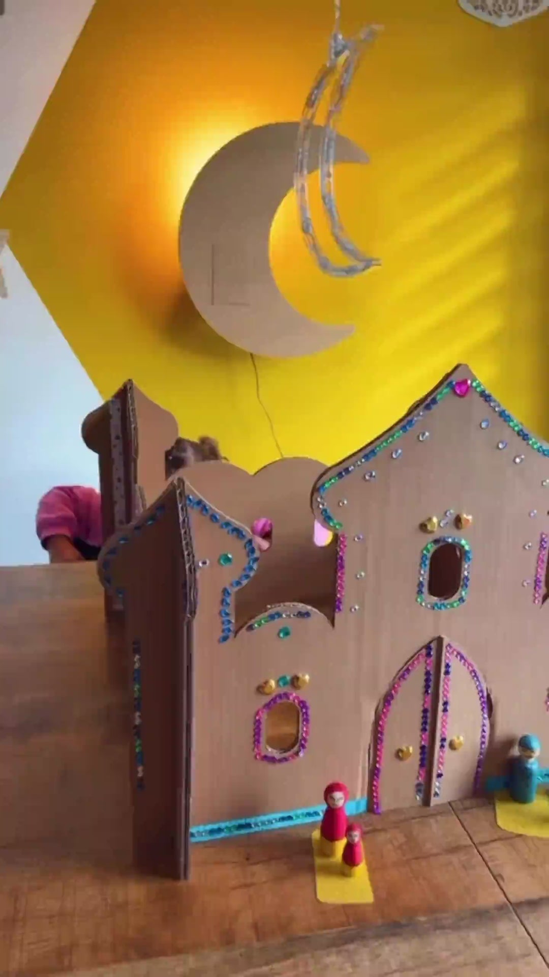 Cardboard moon wall lamp