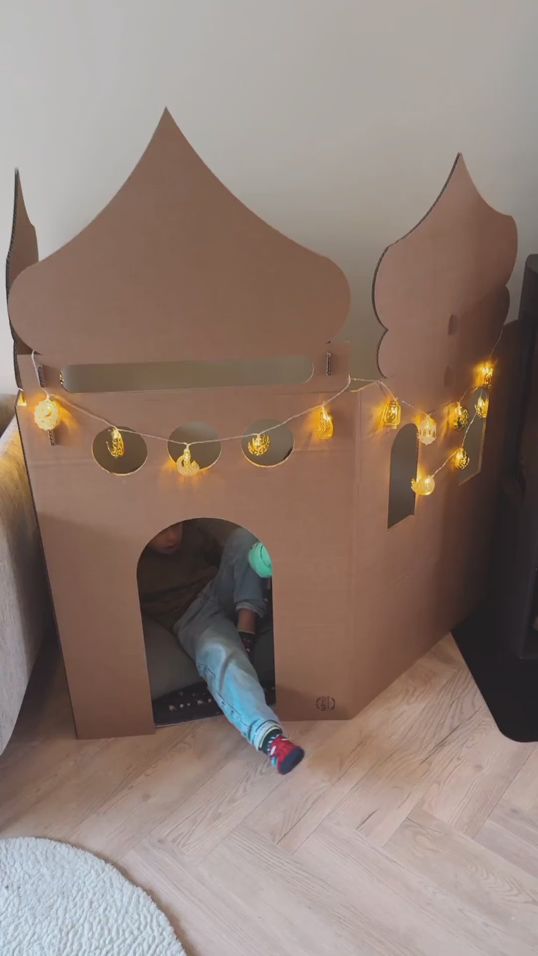 Cardboard Arabic play wall