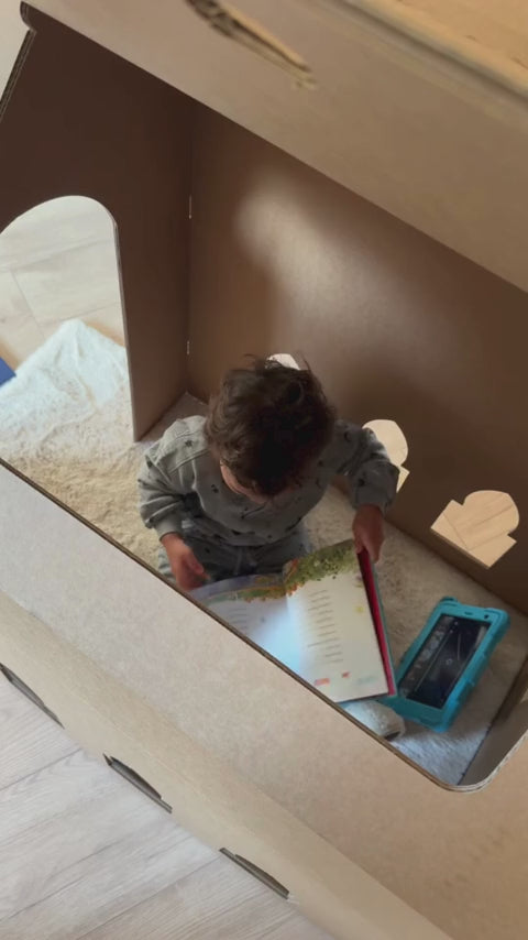 Cardboard arabic playhouse