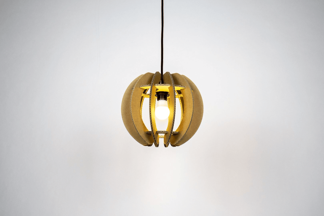 Kartonnen skanderborg lamp
