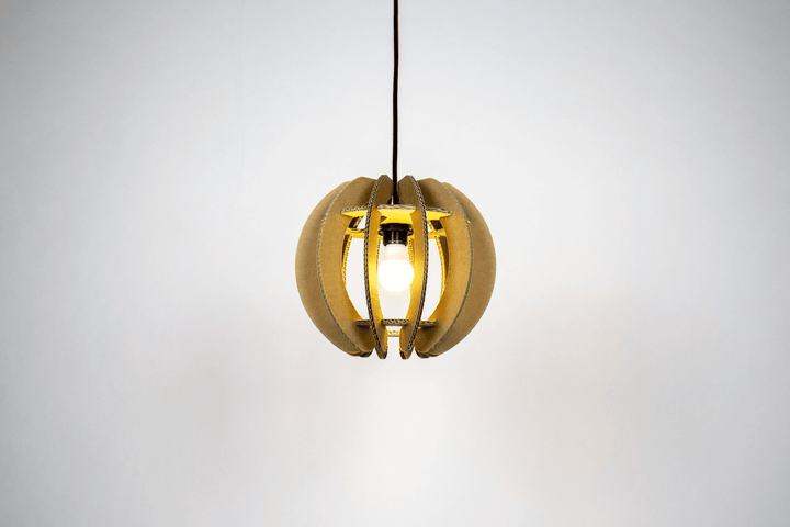 Kartonnen skanderborg lamp