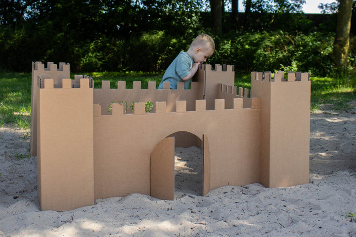 Spielburg aus Karton