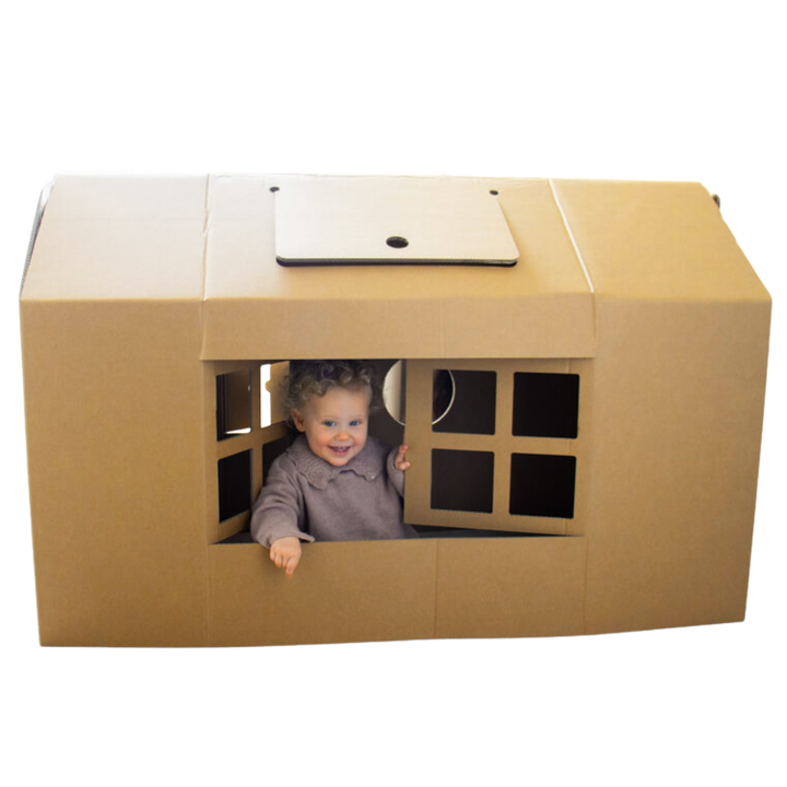 Spielhaus aus Karton