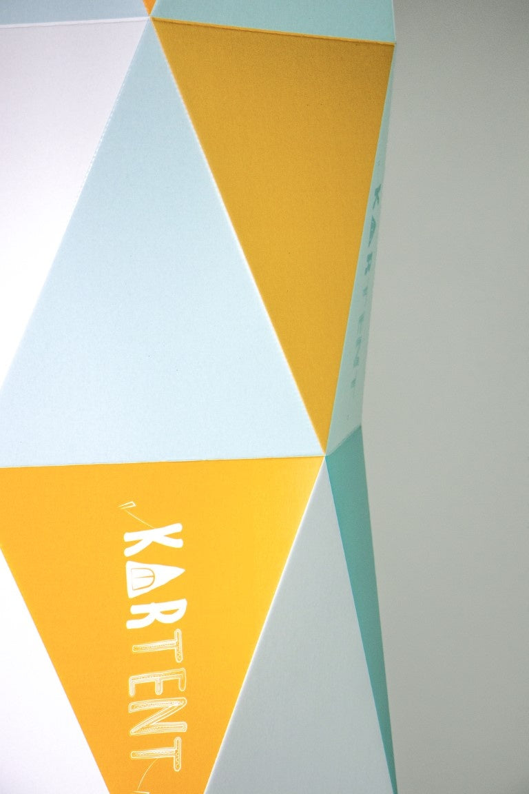 Totem-Display aus Pappe